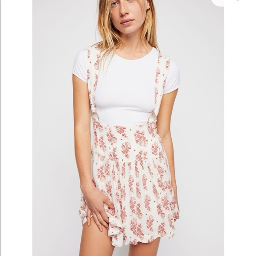 Free People Overall Skirt Sz 4 Small Mini Floral Jumper NWOT Babydoll Romper